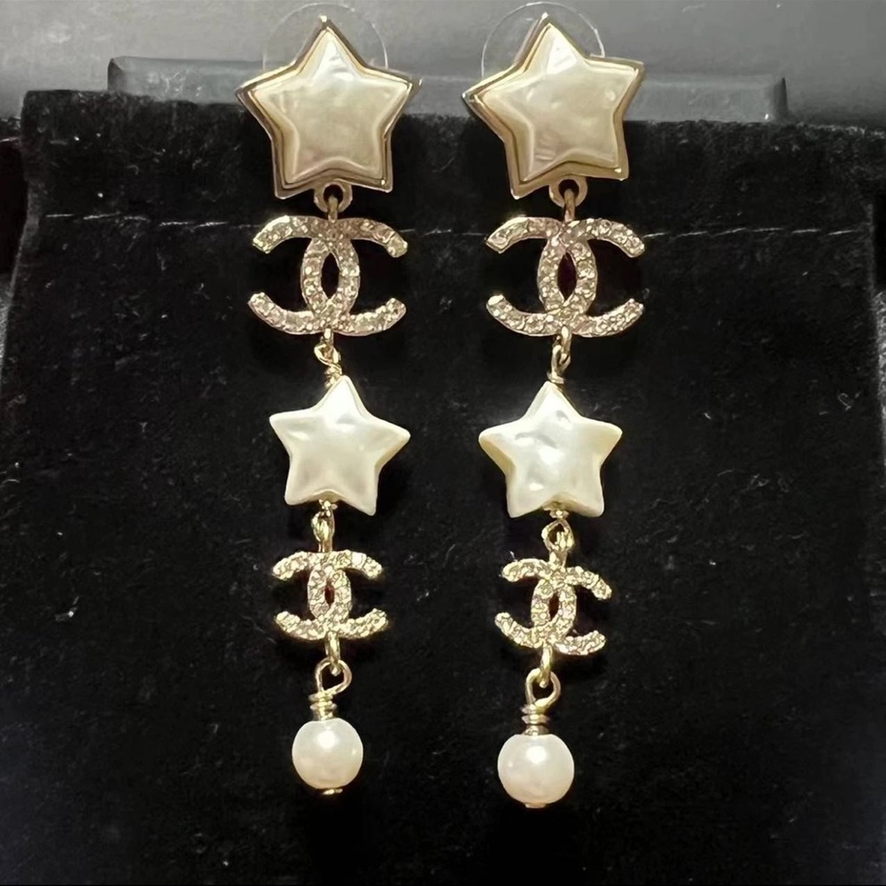 CHANEL Gold and Cream Star Drop Earrings